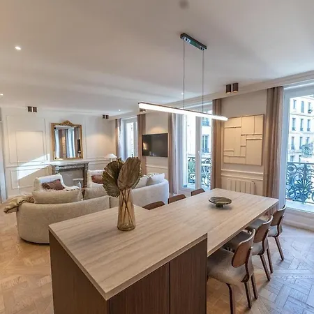 Architect Luxury - Marais Апартаменты *